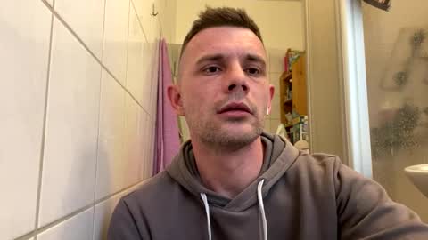 chamomile online show from 04/15/26, 05:20