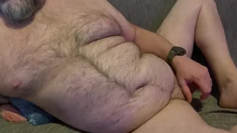 Snapshot of saxbobear chatting on 02/26/26, 06:01 SaxBoBear online show from 02/26/26, 06:01