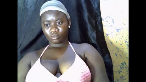 Snapshot of sayhaynastyx chatting on 12/16/25, 03:06 sayhaynastyx online show from 12/16/25, 03:06