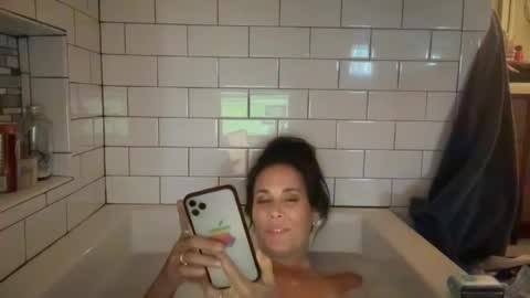 Good Girls Say Please...and Thank You online show from 12/01/24, 04:29