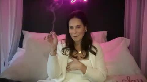 Good Girls Say Please...and Thank You online show from 12/30/24, 10:01