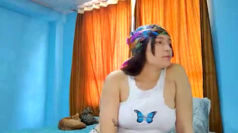 Snapshot of sayuce_black chatting on 11/12/25, 04:29 sayuce black online show from 11/12/25, 04:29