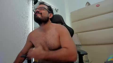 sebastian   muscleman  daddy   the better  latin  lover   online show from 11/12/25, 11:54