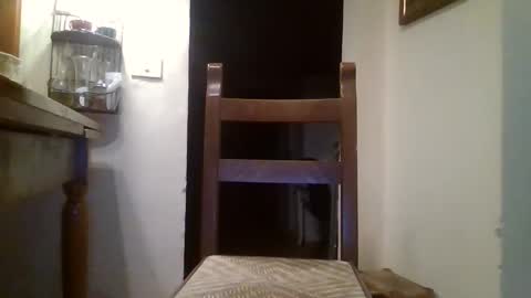 sbrinaiceberg online show from 10/18/25, 04:15