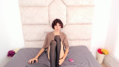 scaarlett_22 online show from 10/12/25, 05:34