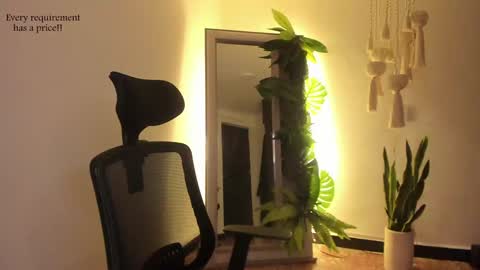 Venus online show from 12/05/24, 02:55