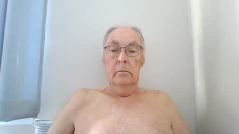 Snapshot of scandxx chatting on 07/12/26, 07:32 Scand online show from 07/12/26, 07:32