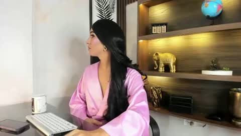 Snapshot of scarleett22 chatting on 06/27/26, 08:03 Scarleet online show from 06/27/26, 08:03