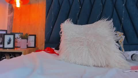 Snapshot of scarleett_jones chatting on 02/21/25, 03:56 scarleett jones online show from 02/21/25, 03:56