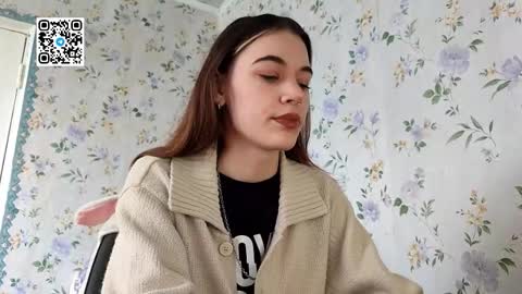 Kira online show from 10/08/25, 08:34