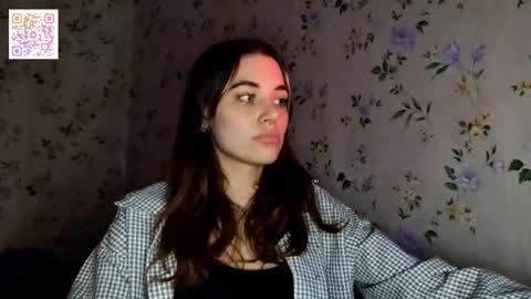 Snapshot of scarlet1flowers chatting on 11/09/25, 07:56 Kira online show from 11/09/25, 07:56