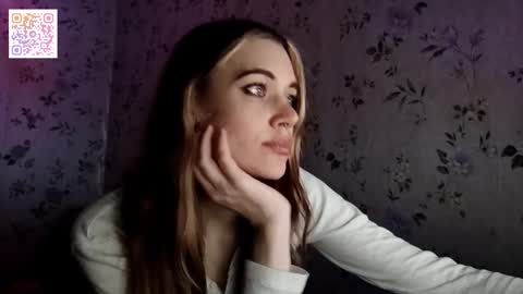 Snapshot of scarlet1flowers chatting on 11/20/25, 10:09 Kira online show from 11/20/25, 10:09