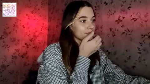 Kira online show from 11/22/25, 10:31