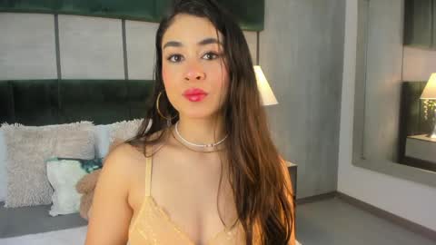 Snapshot of scarlet_belrose chatting on 04/07/26, 01:44 Scarelet online show from 04/07/26, 01:44