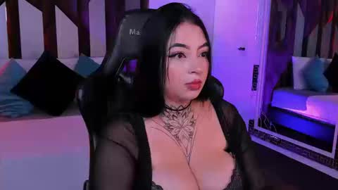 scarlet_ceretti1 online show from 03/17/26, 10:35