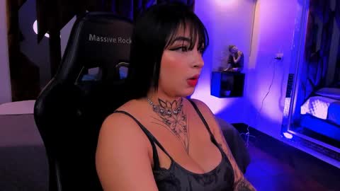 scarlet_ceretti1 online show from 03/26/26, 11:21