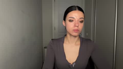 Sophie online show from 04/22/26, 07:11