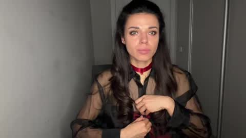 Sophie online show from 05/13/26, 07:17