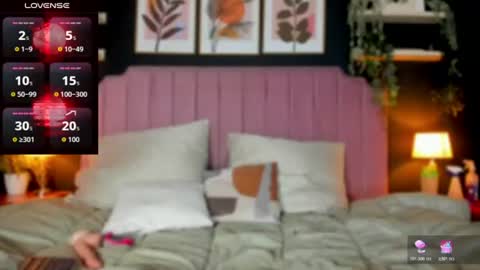 Snapshot of scarlet_dh chatting on 06/15/26, 08:00 Claudia online show from 06/15/26, 08:00