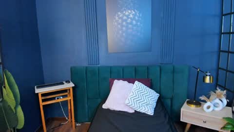 Scarlet Edwars online show from 04/07/26, 07:03