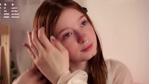 scarlet_fever10 online show from 10/24/25, 12:34