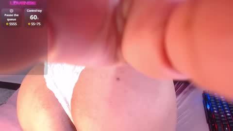 Andrea online show from 03/08/25, 03:24