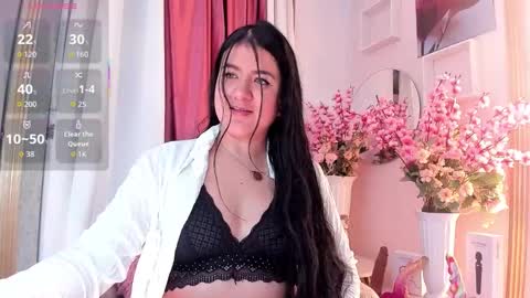 Andrea online show from 11/15/25, 12:23