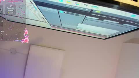 Scarlet  online show from 02/24/26, 12:47