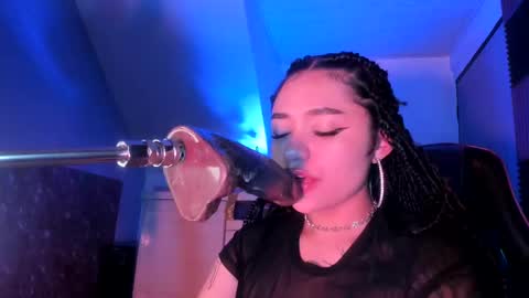 scarlet_gold online show from 02/24/25, 03:55