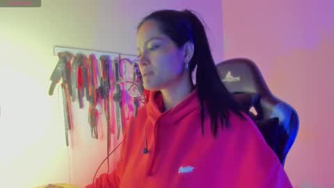 scarlet taylor kennedy online show from 03/18/26, 10:24