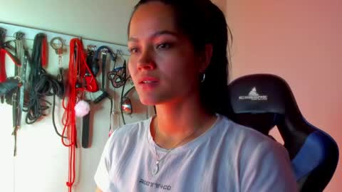 scarlet taylor kennedy online show from 04/20/26, 08:32