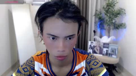 Snapshot of scarlet_kisses chatting on 07/15/26, 10:42 Scarlet online show from 07/15/26, 10:42