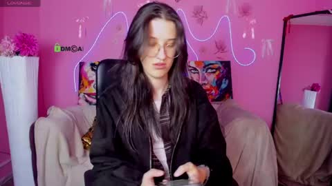 scarlet PVT is open online show from 05/15/26, 03:30