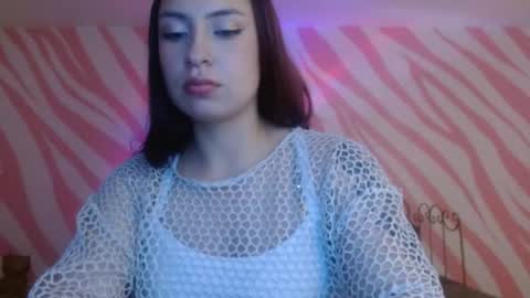 Snapshot of scarlet_queen4 chatting on 02/18/26, 01:18 Kimberly online show from 02/18/26, 01:18