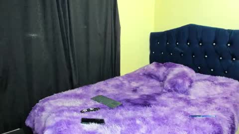 Snapshot of scarlet_tommy chatting on 02/09/25, 11:25 scarlet_tommy online show from 02/09/25, 11:25