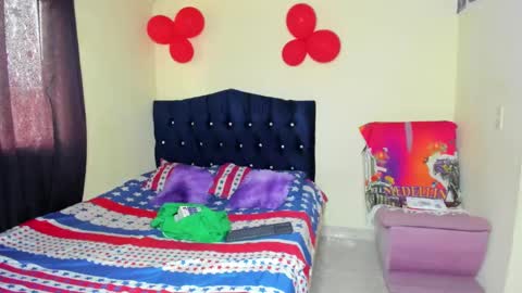 Snapshot of scarlet_tommy chatting on 02/17/25, 06:59 scarlet_tommy online show from 02/17/25, 06:59