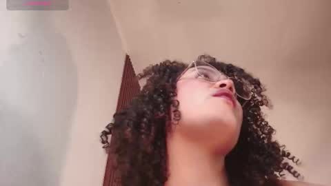 scarlet_veil online show from 01/05/26, 06:44