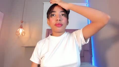 scarlet_vixen_ online show from 04/04/26, 12:24