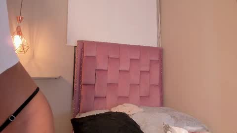 scarlet_vixen_ online show from 05/16/26, 05:26