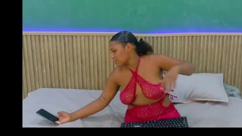 scarlet_xx online show from 05/19/26, 07:42
