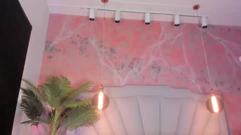Scarlet Dayana online show from 05/02/26, 12:10