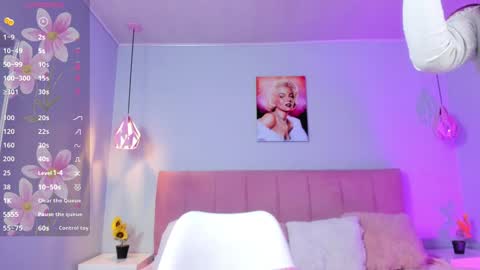 Scarlet  online show from 01/21/25, 08:30