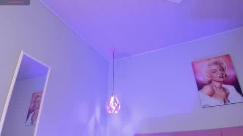 Scarlet  online show from 01/12/26, 05:56