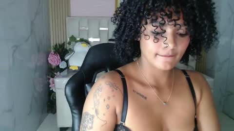 Snapshot of scarleth1_s chatting on 02/25/26, 10:19 Scarleth online show from 02/25/26, 10:19