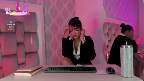              online show from 05/15/26, 08:05
