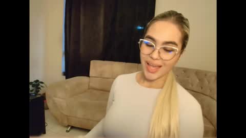 Alaia Domina online show from 03/04/26, 11:22