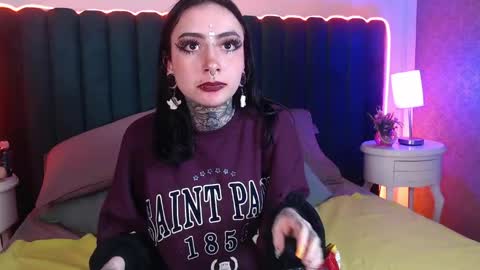 Scarleth online show from 05/27/26, 01:57