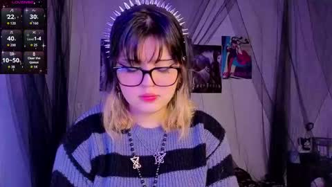 Snapshot of scarleth_shadow chatting on 11/22/25, 12:09 SCARLETH online show from 11/22/25, 12:09