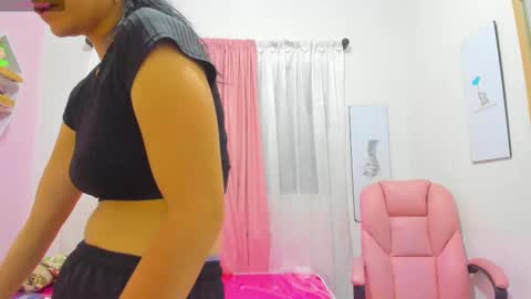 Scarletliz online show from 02/17/25, 11:55