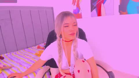 Scarletliz online show from 11/13/25, 02:27